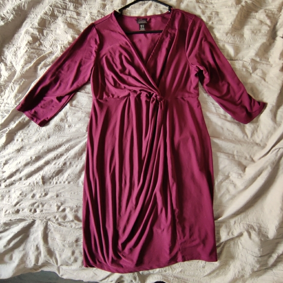 Maternity Dress - Picture 1 of 2